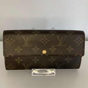 Louis Vuitton Monogram Medium Wallet